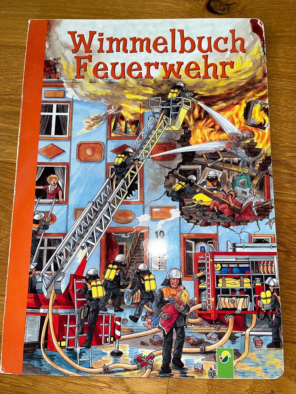 Libri: Grosses Wimmelbuch Feuerwehr – Usato da Meilen venduto da Exclusive00