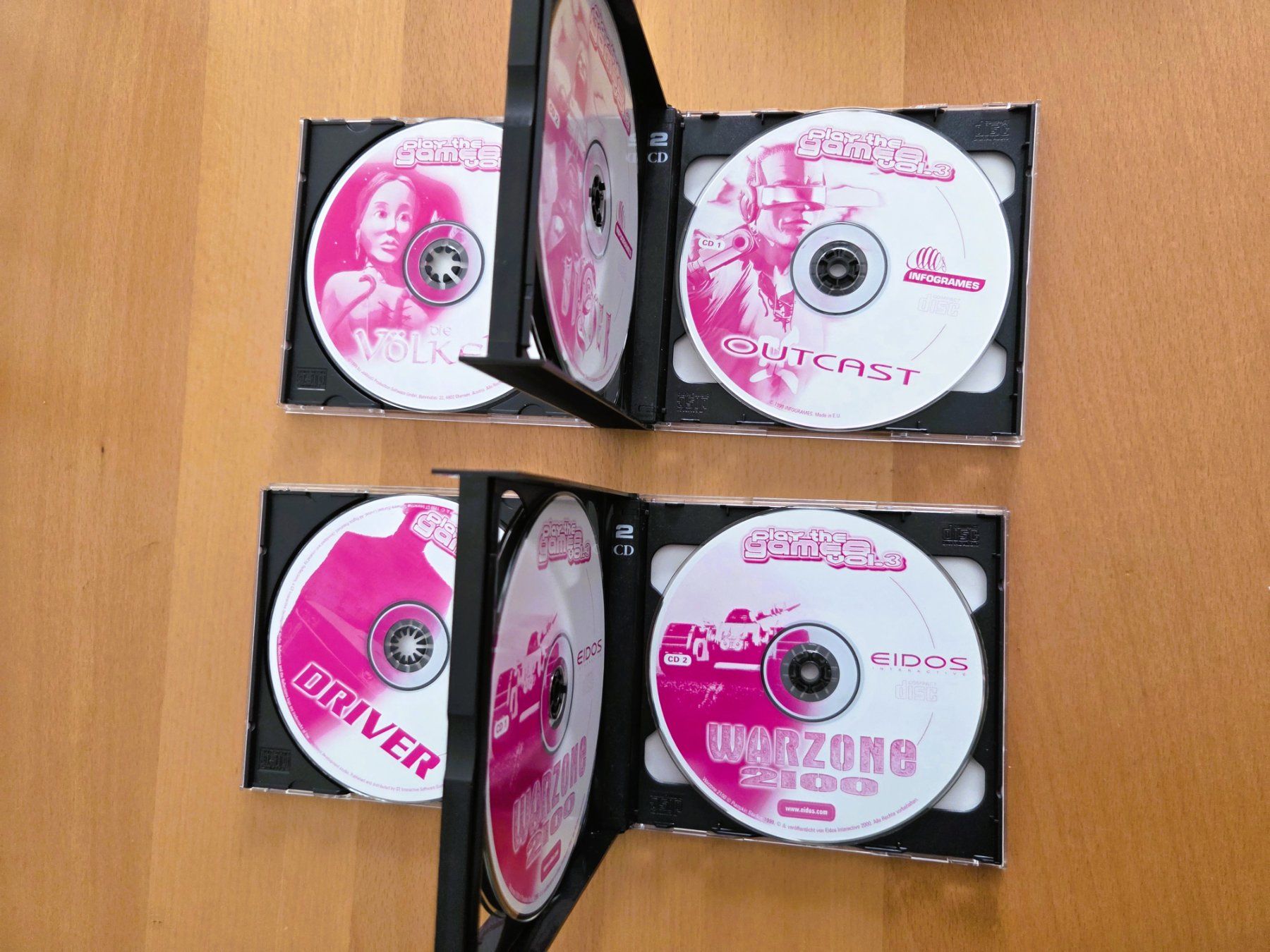 Giochi: PC - CD ROM GAME - PLAY THE GAME 8 CD`s – Usato da Brüttisellen venduto da Nighttrain 1