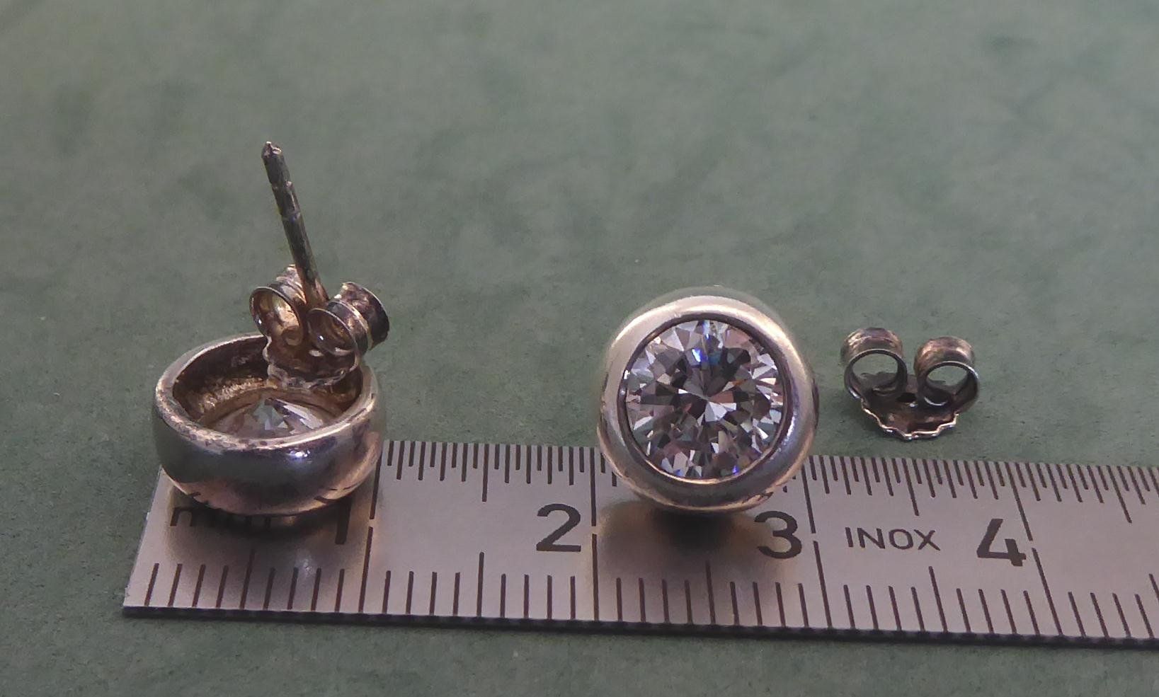 Ohrringe & -stecker: Ohrstecker 925 Silber mit synthetischen Steinen – Gebraucht aus Muri AG von silvermouse007 2