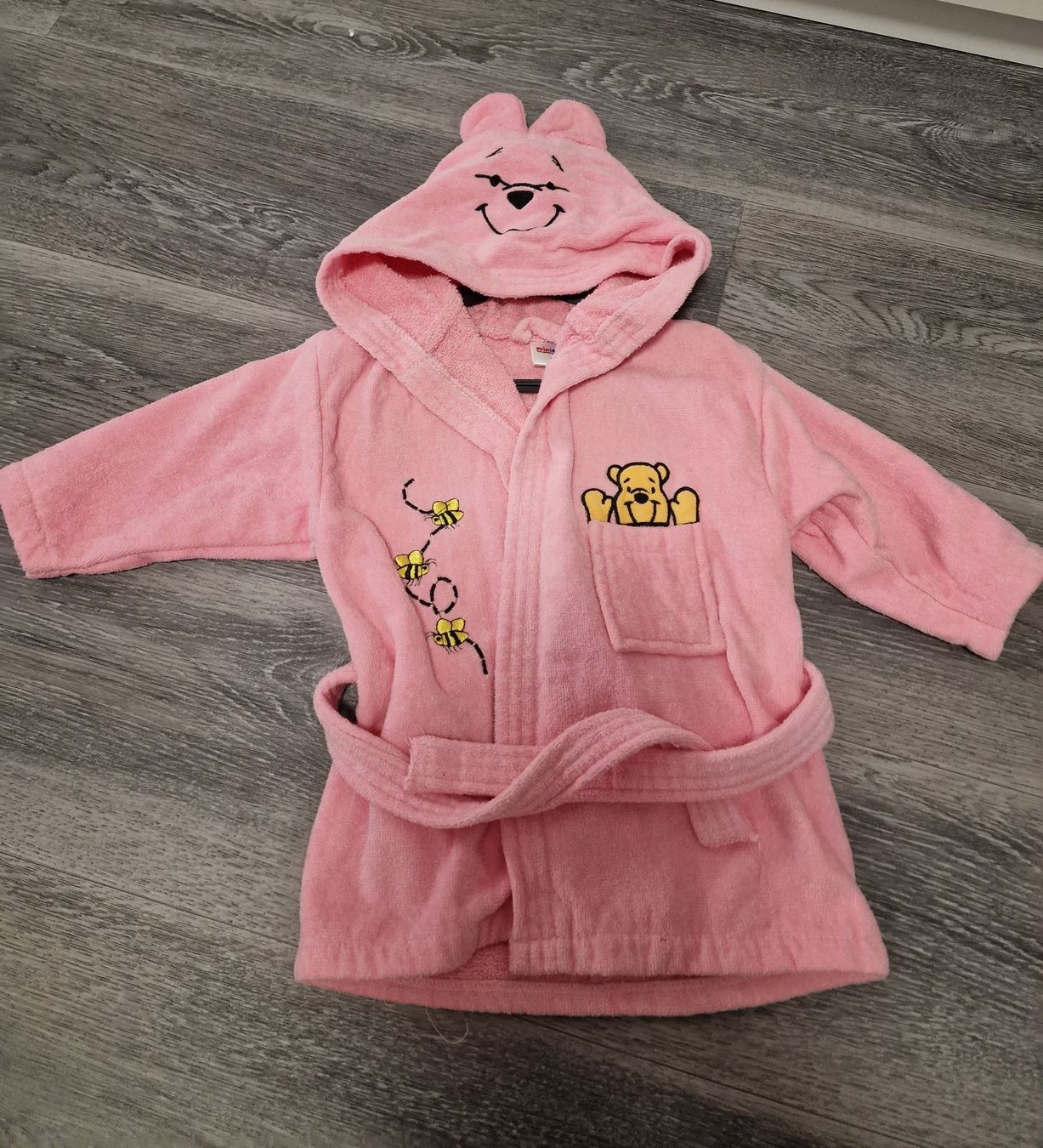 Bademäntel: Baby Bademantel Winnie Pooh – Neu und originalverpackt aus Basel von Lemonn 1