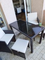 Table outdoor avec 2 chaise et 2 repose pieds