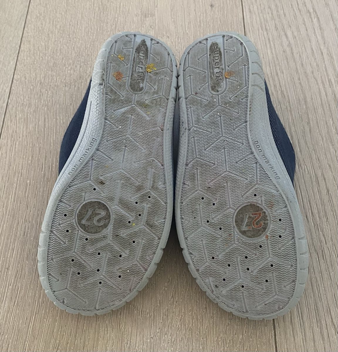 Superfit Schuhe für Jungen: Hausschuhe superfit Gr. 27 – Gebraucht aus Hofstetten SO von ani_55wx 4