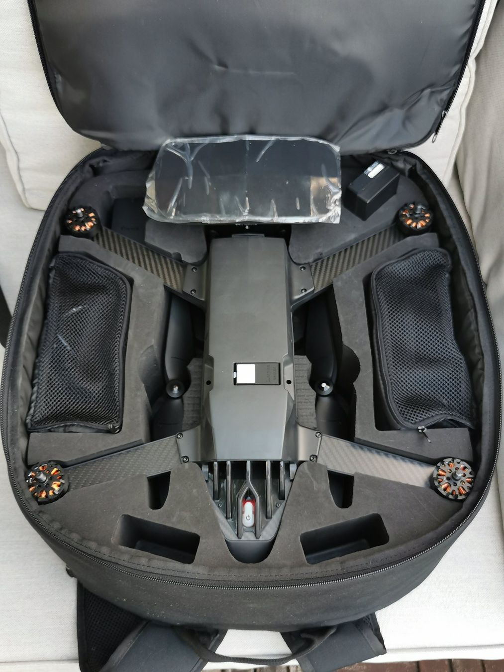 Parrot Modellismo RC: Drone Parrot Bluegrass + caméra multispectrale Sequoia – Nuovo (secondo la descrizione) da Chatelaine venduto da sgaron