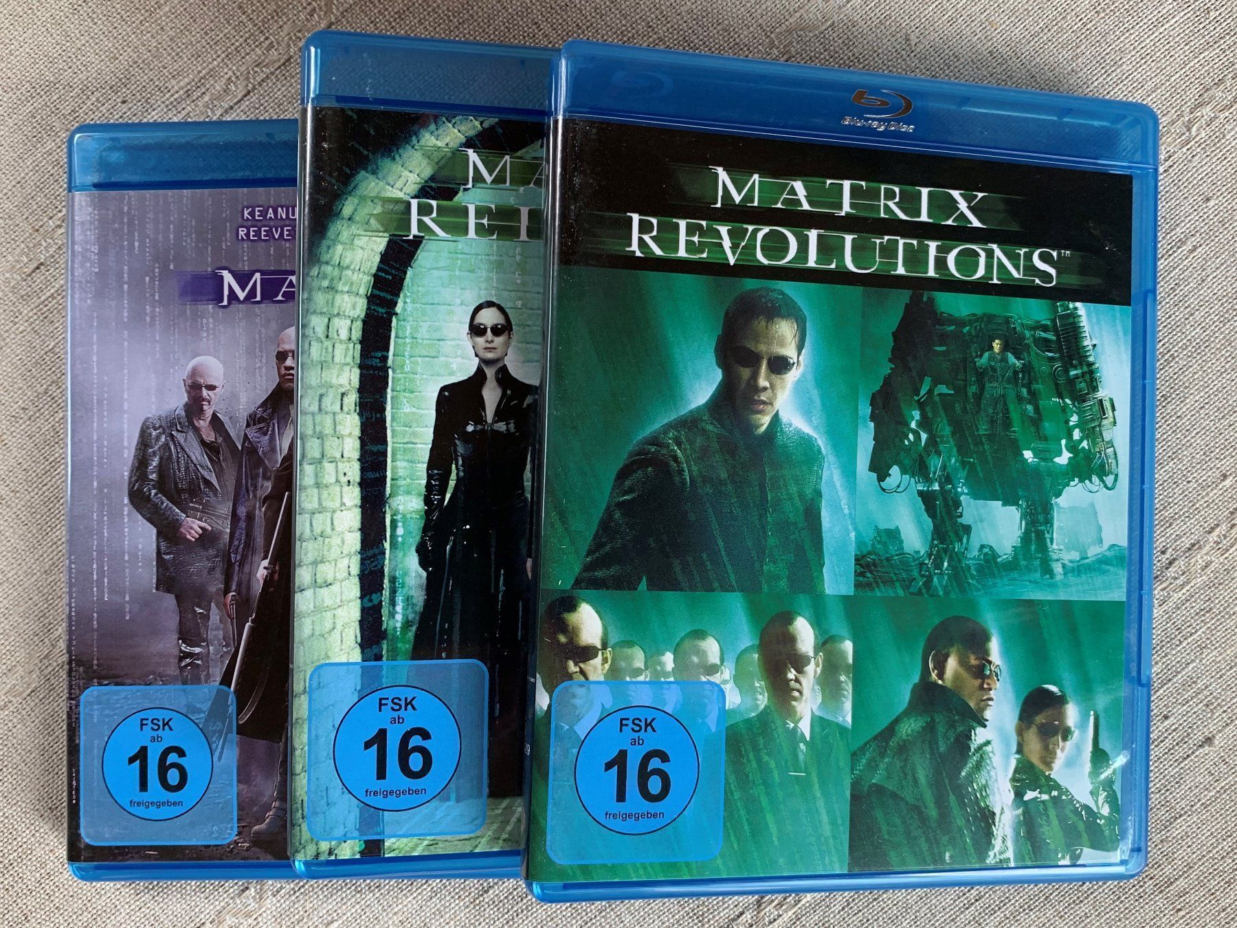 Alle DVDs: Matrix Blu-Ray Box – Gebraucht aus Volketswil von zwitsch33 1
