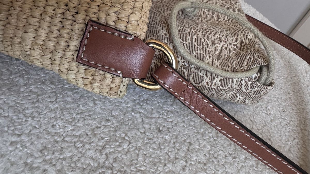 Loewe Borse da donna: LOEWE crossbody raffia small – Usato da Genève venduto da val_5jbf 5