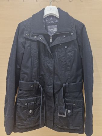 Esprit Winterjacke, Schwarz, Gr. 38, Top Zustand!