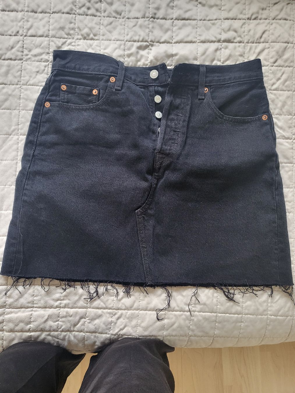 Levi's Röcke: Levi's Premium Denim Skirt Bundle, Size 29 – Gebraucht aus Sarmenstorf von zuz_q5kq 3