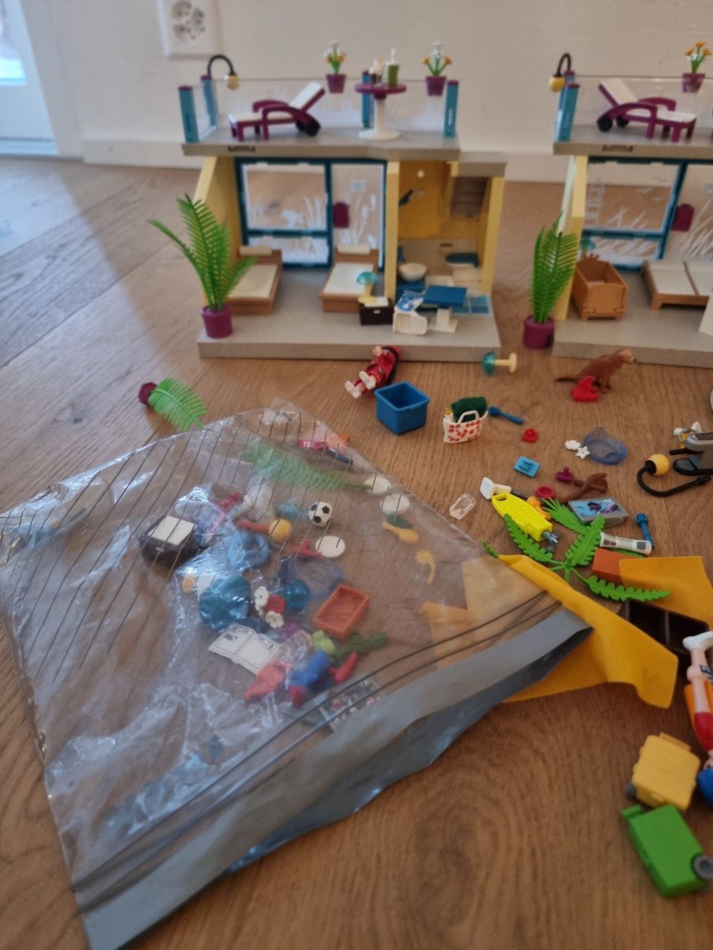Playmobil Giocattoli: Playmobil 70434 - Beachhotel – Usato da Buttikon SZ venduto da Limo180 1