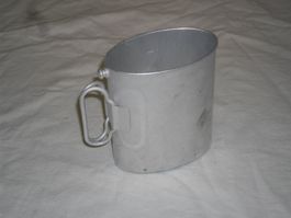 Alu - Trinkbecher mit Griff