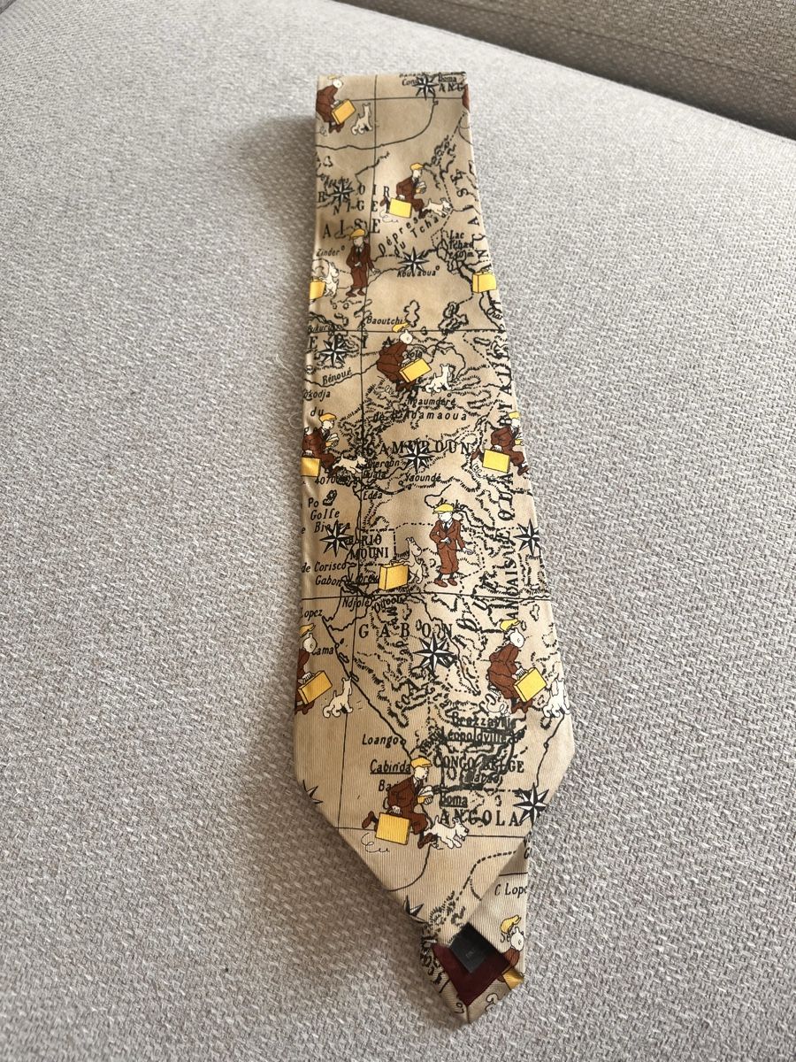 Krawatten: Tie Tintin Map Pattern 100% Silk Made in Italy Used – Gebraucht aus Lausanne von Danash
