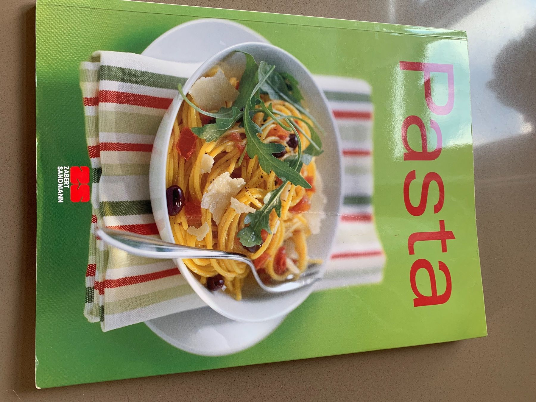 Libri: Kochbuch Pasta – Usato da Zürich venduto da baby0022
