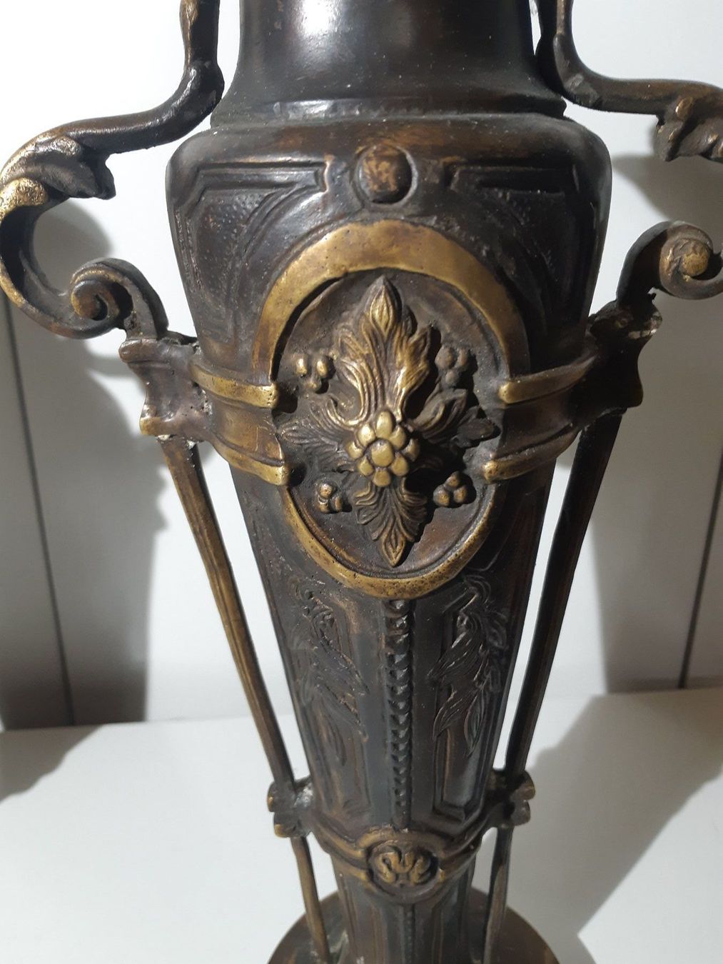 Sculture & Statue: Bronze Vasenpaar Antik – Usato da Grindelwald venduto da carro5 1