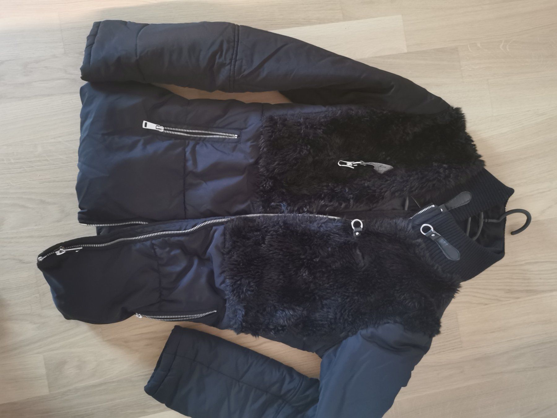 Avant Premiere Giacche: Winterjacke Avant Premiere Manor – Usato da Luzern venduto da larissa_n