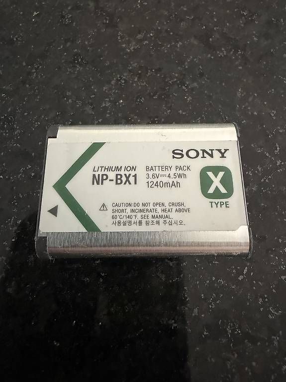 Batterie: Sony Digitalkamera-Akku NP-BX1 – Usato da Schöftland venduto da Golf_R20
