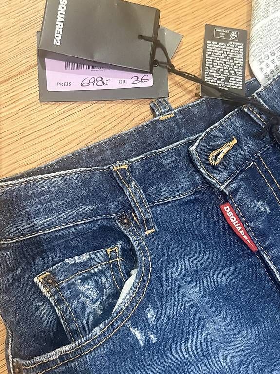 Jeans: Jeans Dsquared2 Neupreis 698,- Grösse 36 – Usato da Stein AG venduto da lil_l8tz 1