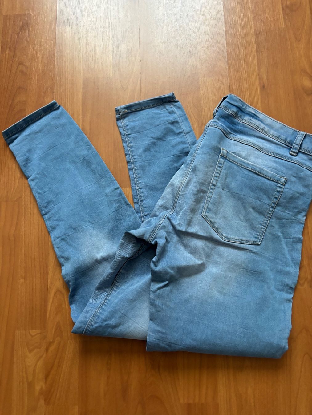 Jeans: Röhrlijeans Stretch XL/42 – Usato da Balsthal venduto da Uroby 1