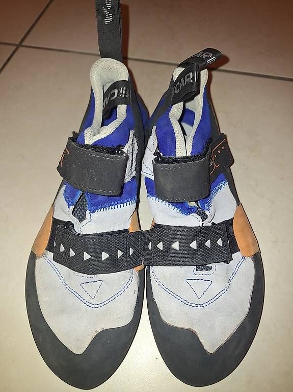 Pareti & prese d'arrampicata: Chaussure d'escalade Scarpa  – Usato da Montet (Broye) venduto da lab_2t8m 3