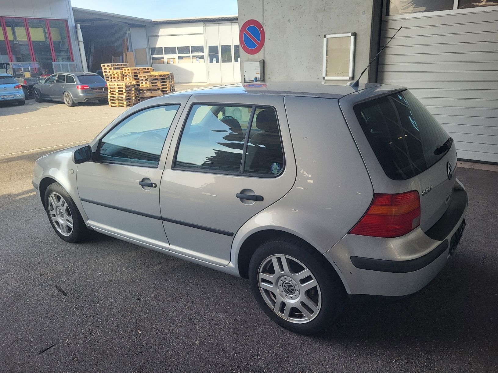 VW Automobili: VW Golf frisch ab MFK – Usato da Mörschwil venduto da sta_t2vk 3