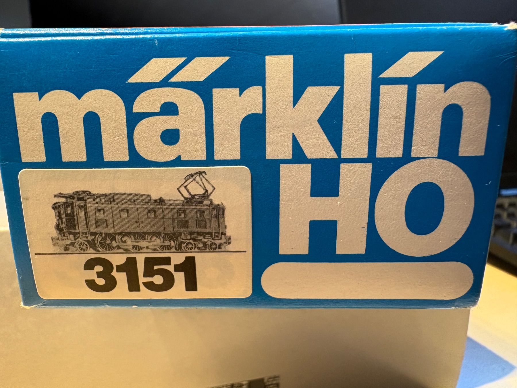 Märklin Trains électriques: Maerklin 3151 Ae 3/6 brune – Neuf avec emballage d'origine à Corcelles Payerne par Pierre66 7