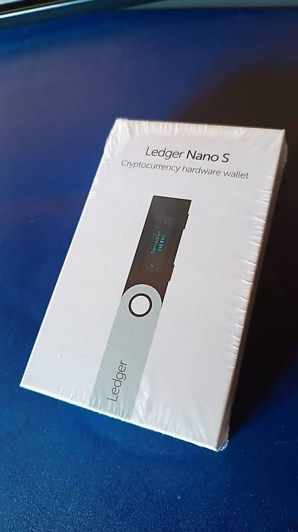 Chiavi: Clé cryptomonnaie Ledger Nano S neuve – Usato da Fully venduto da Cyrilos