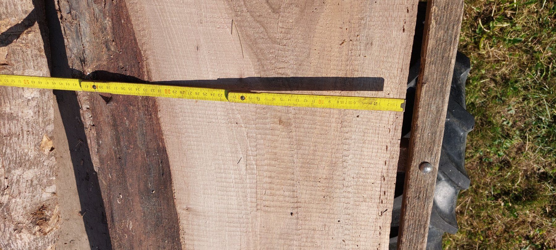 Articoli in legno: Schweizer Nussbaumholz – Difettoso da Giswil venduto da Stocki02 1