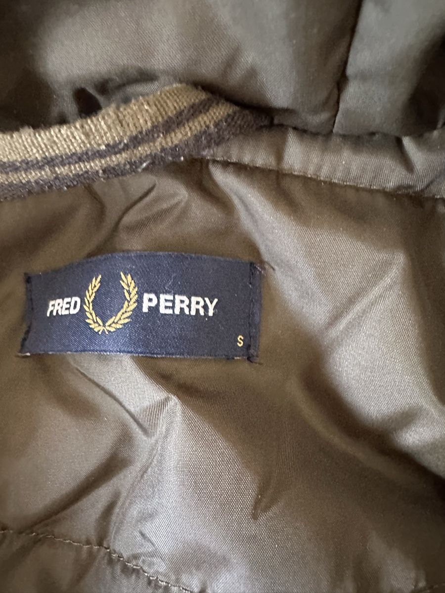 Fred Perry Giacche: FRED PERRY PARKA – Usato da Ennetbaden venduto da kloter6 3