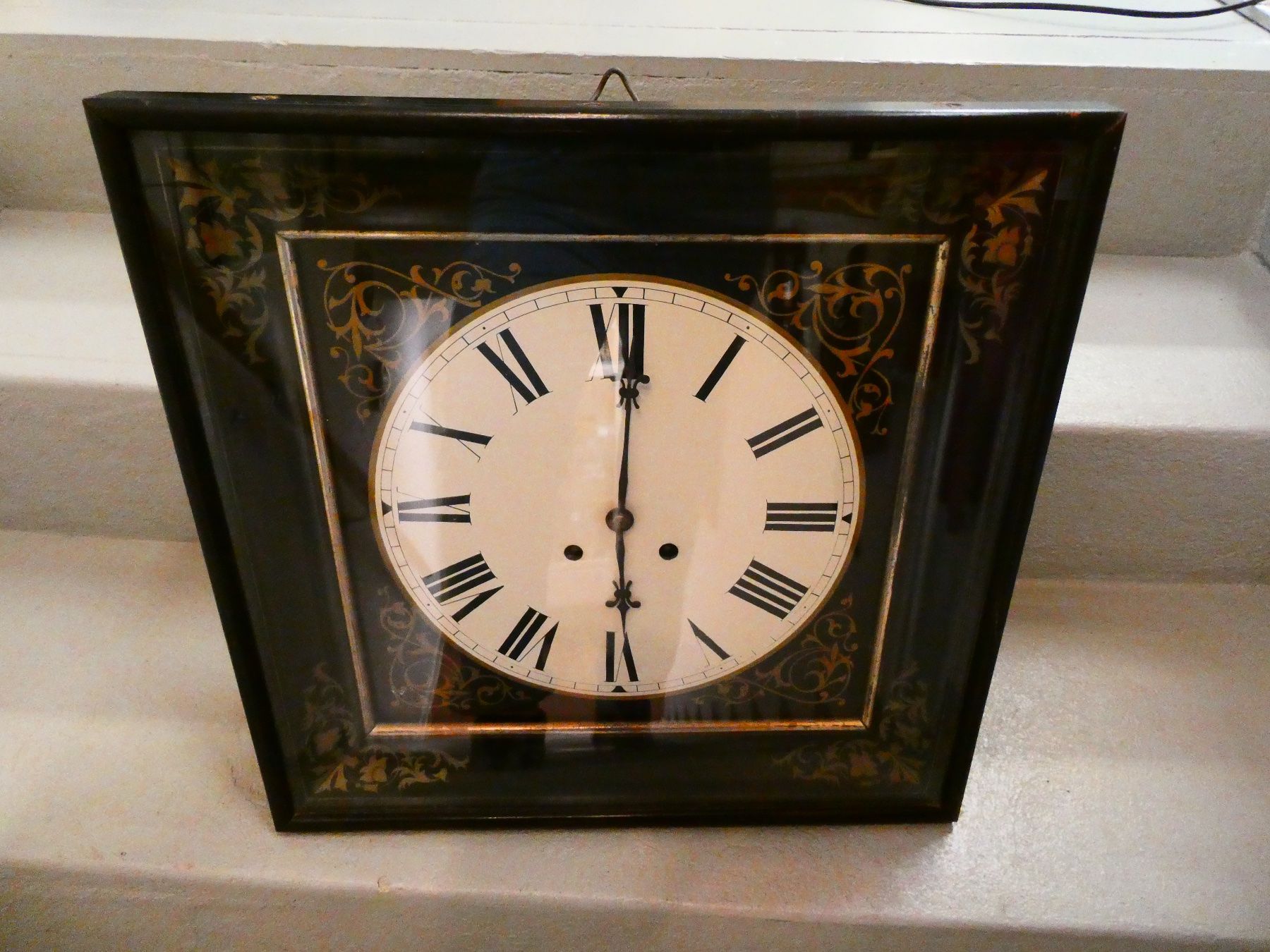 Orologi da terra & Orologi da parete: Uhr Wanduhr – Difettoso da Rafz venduto da Powacaddy