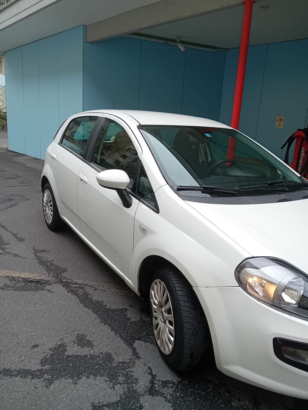 Fiat Automobili: Fiat Punto ab MFK – Usato da Buchrain venduto da KingQueen12. 4