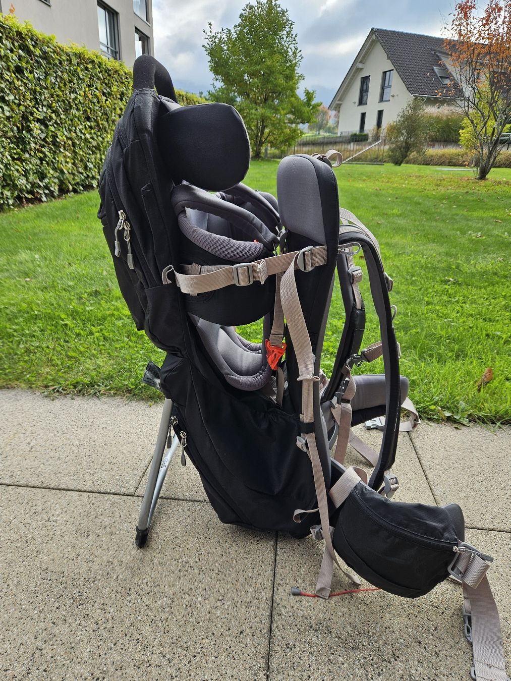 Vaude Zaini: Vaude Shuttle Premium Kindertrage Top Zustand! – Usato da Unterägeri venduto da raff82 2