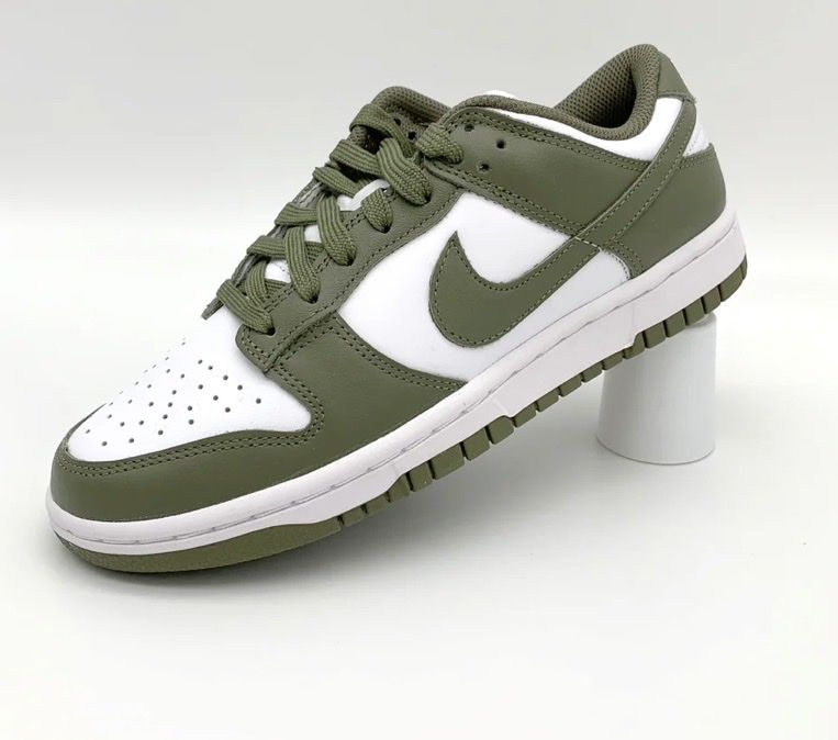 Nike Chaussures hommes: Nike Dunk Low Medium Olive – Neuf (Voir description) à Eschenbach LU par Galaxis.ch