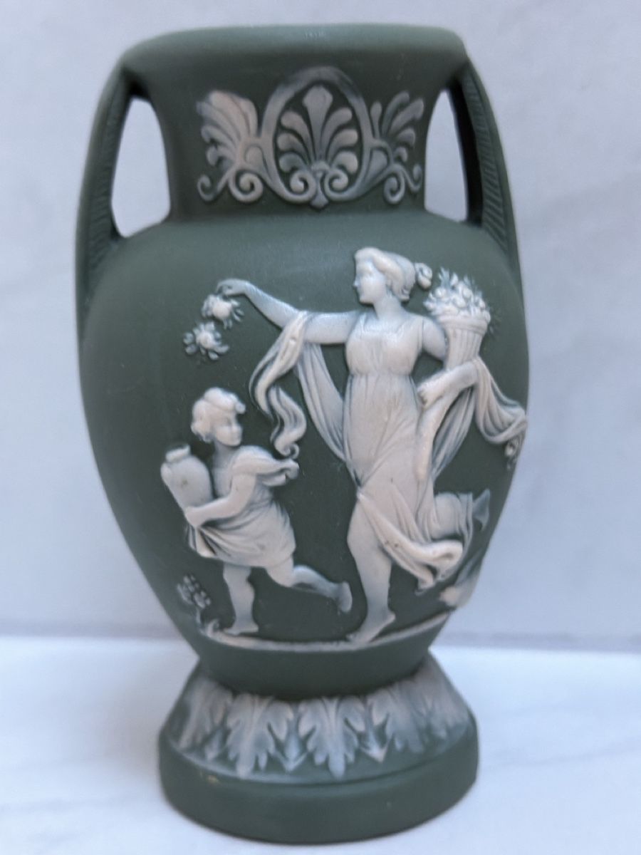 Wedgwood Vasen & Gefässe: Vasen Jasperware, 2 Stück. – Gebraucht aus Biberist von Momo33 6