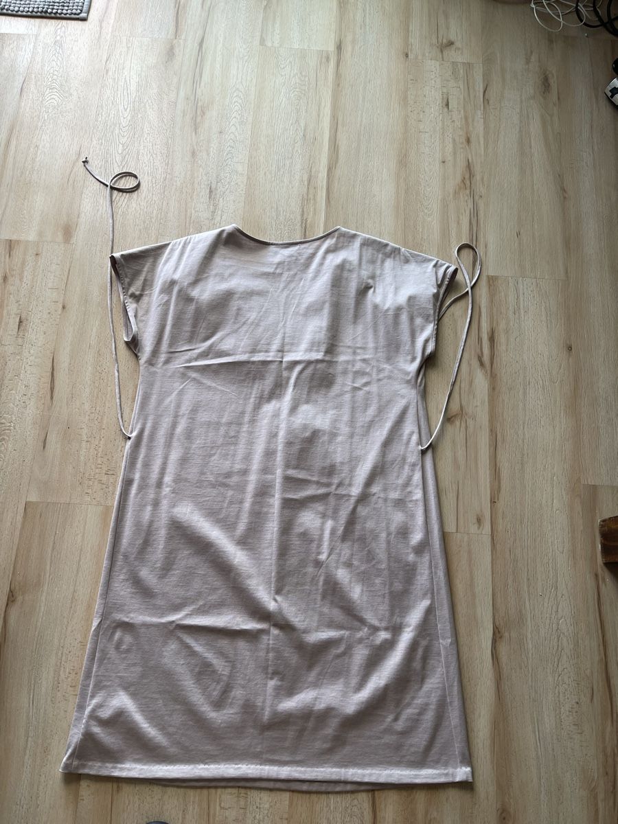 Vestiti: Robe Féraud  de plage 38/40 comme neuve – Usato da Kloten venduto da Vermicelles 6