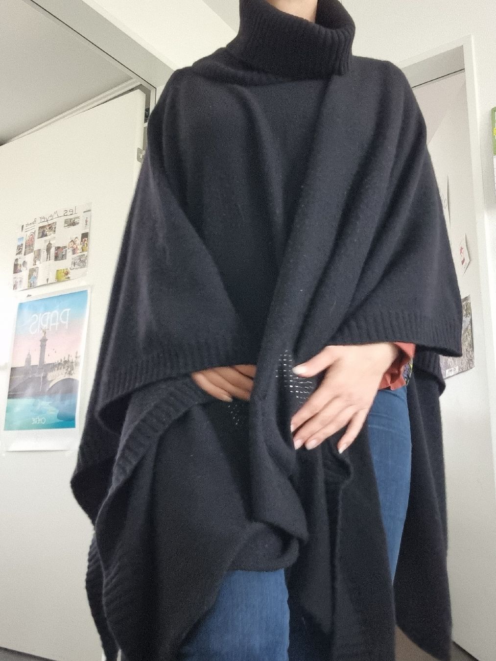 Altro in Moda donna: poncho Cape Onesize schwarz Wolle – Usato da Bad Zurzach venduto da Mfritzli 1