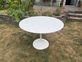 Designer Tisch Tulip Eero Saarinen für Knoll International