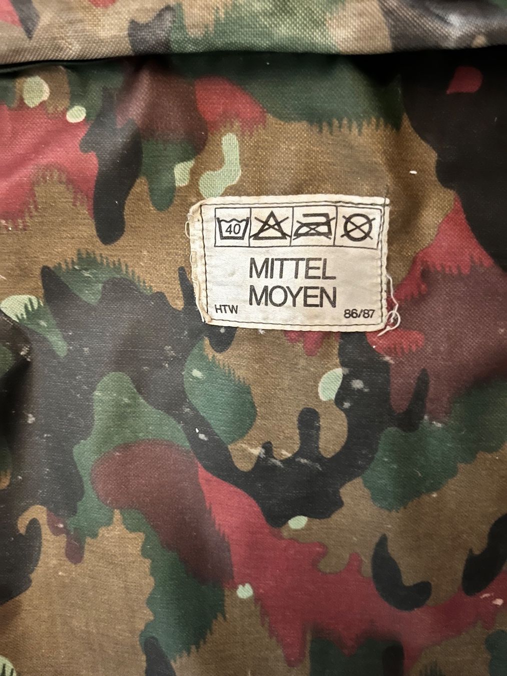 Schweizer Armee Uniformen: Schweizer Armee Bekleidungssatz Tarnmuster – Gebraucht aus Uster von colmo 4