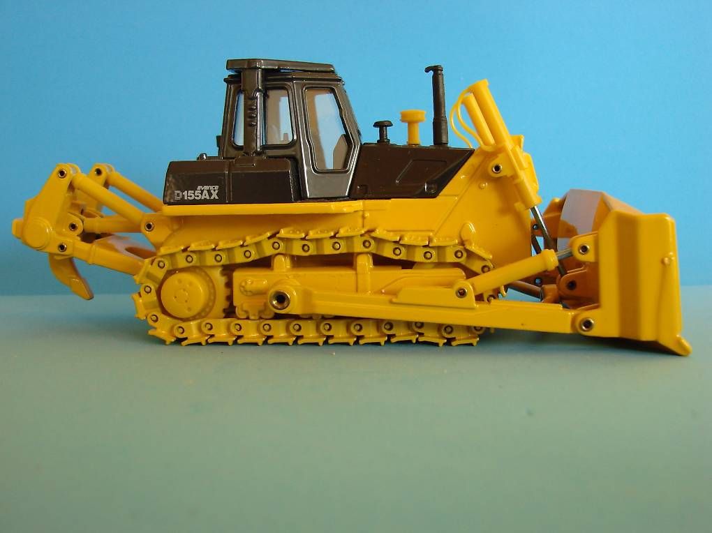 Joal Kit di modellismo & Modellini statici: KOMATSU D 155 AX-5 Bulldozer – Nuovo (secondo la descrizione) da Mitlödi venduto da worker04 1