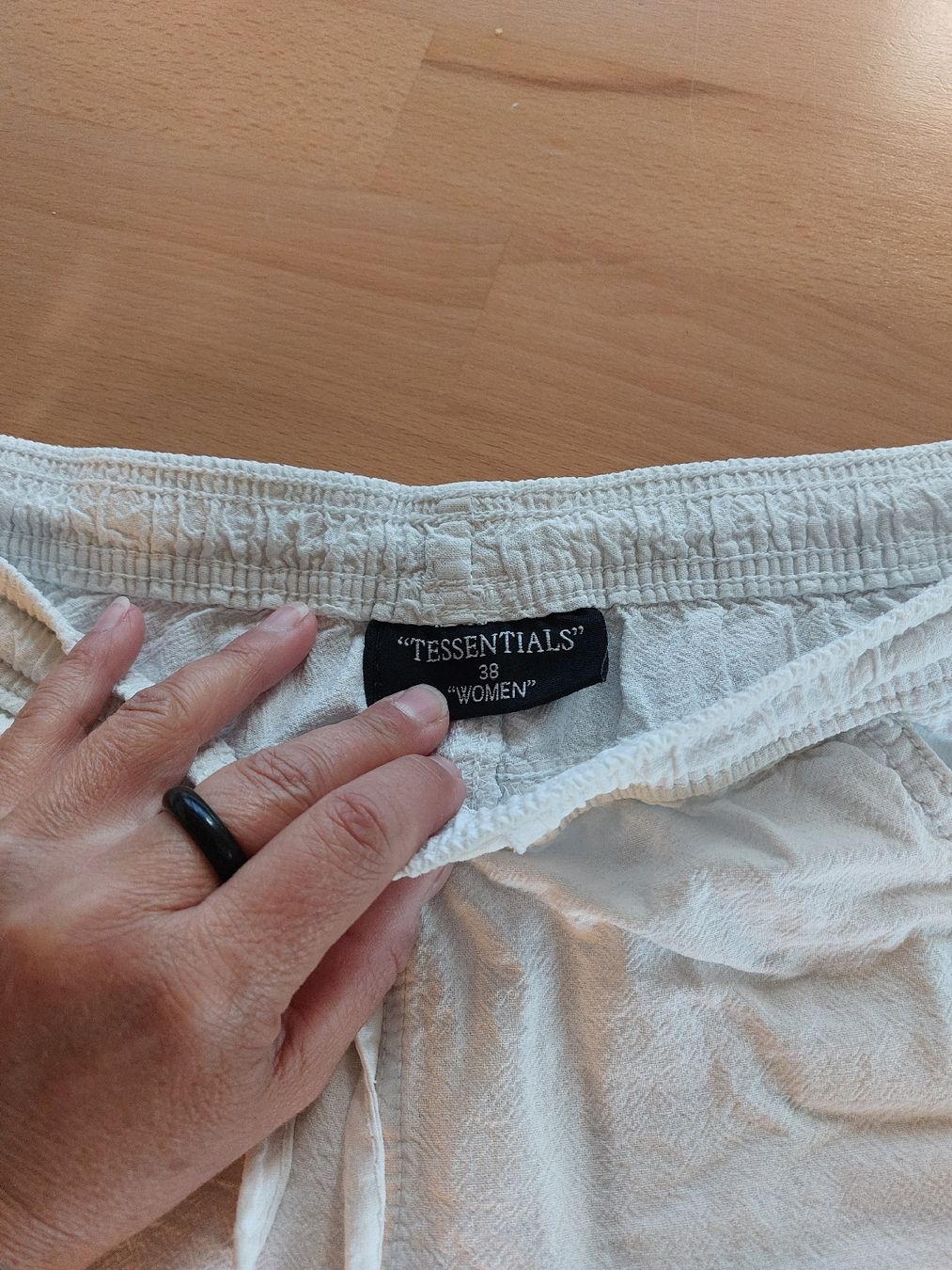 Lotti di vestiti: Shorts Paket Kurze Hosen – Usato da Hilterfingen venduto da Audimat 4