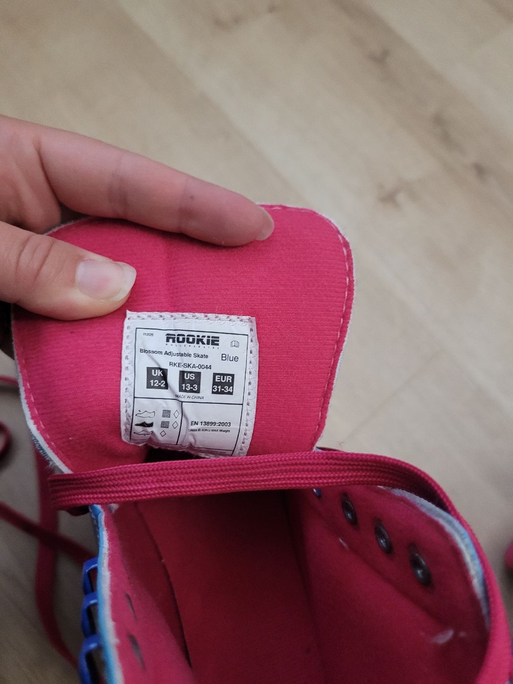 Pattini in linea & Pattini a rotelle: Rollschuh Gr. 31-34 Mädchen – Usato da Lupsingen venduto da sta_wgg5 1