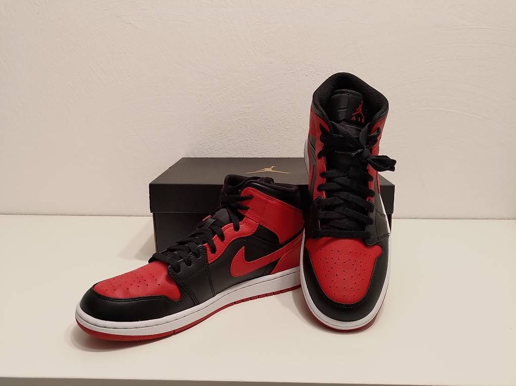 Jordan Scarpe da uomo: Jordan 1 Mid Banned (44) – Nuovo e nell'imballaggio originale da Ormalingen venduto da Rune86 2