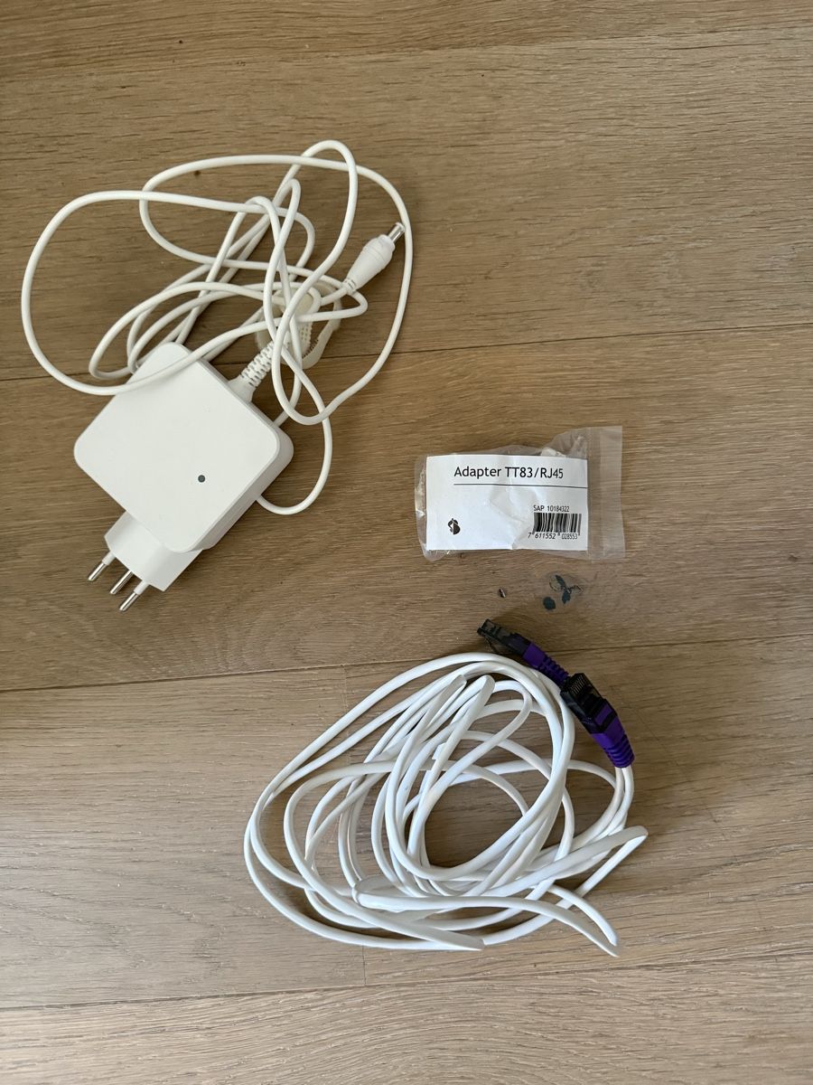 Swisscom Modem & Router: Swisscom internet box – Usato da Romont FR venduto da Gillespel 1
