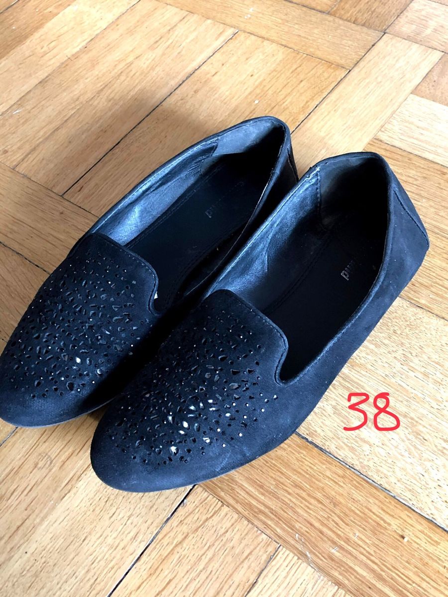 Damenschuhe: Ballerines noires daim élégantes pointure 38 – Gebraucht aus Genève von fra_f685