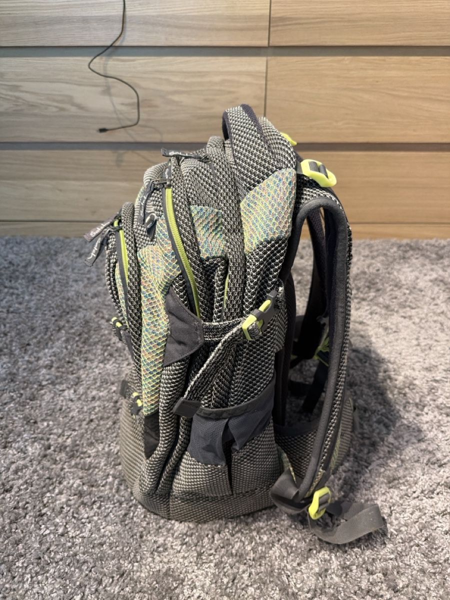 Satch Borse & Zaini: Satch Schul Rucksack Grün/Grau – Usato da Stallikon venduto da Boeschmar 2