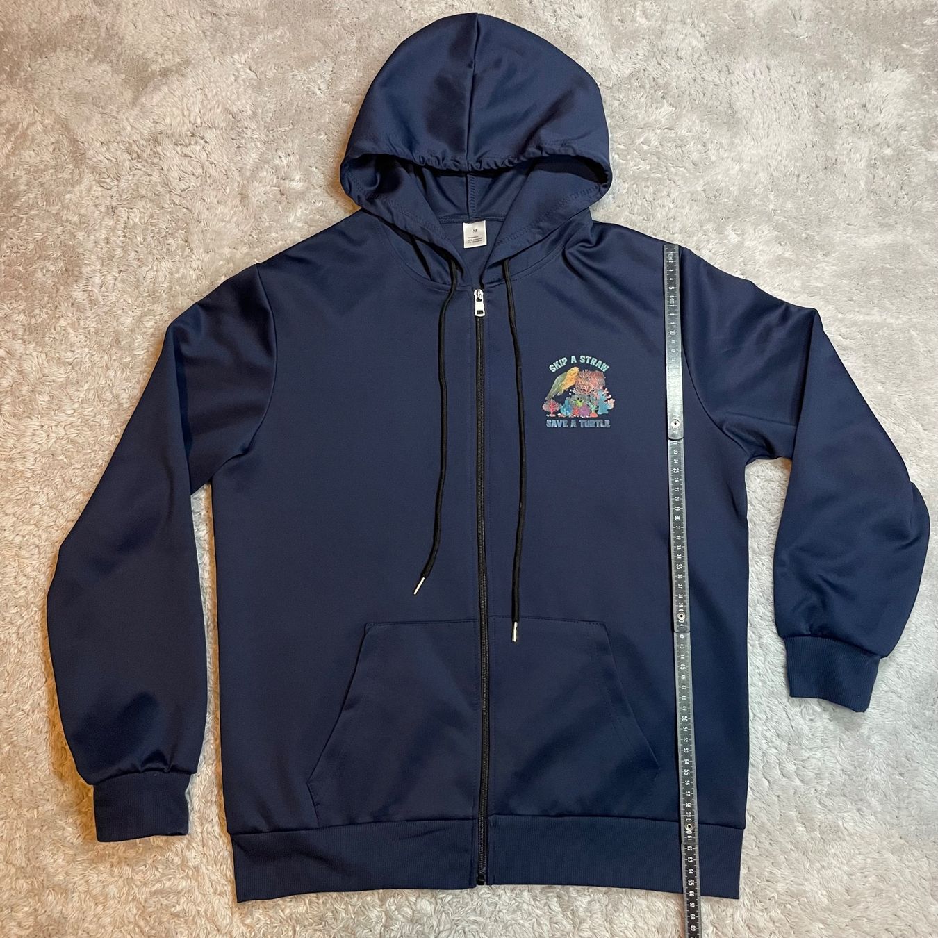 Maglioni & Felpe: Skip a Straw Save a Turtle Zip Hoodie Blau Gr. M – Usato da Bubikon venduto da SwissSecondLife