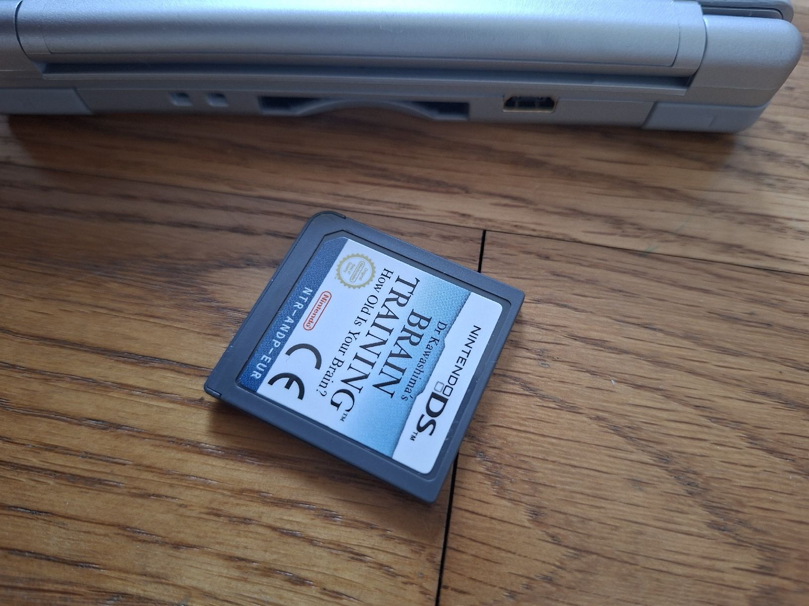 Giochi: Nintendo DS Lite silber mit Spiel Brain Training – Usato da Olten venduto da Mezopotamya 5