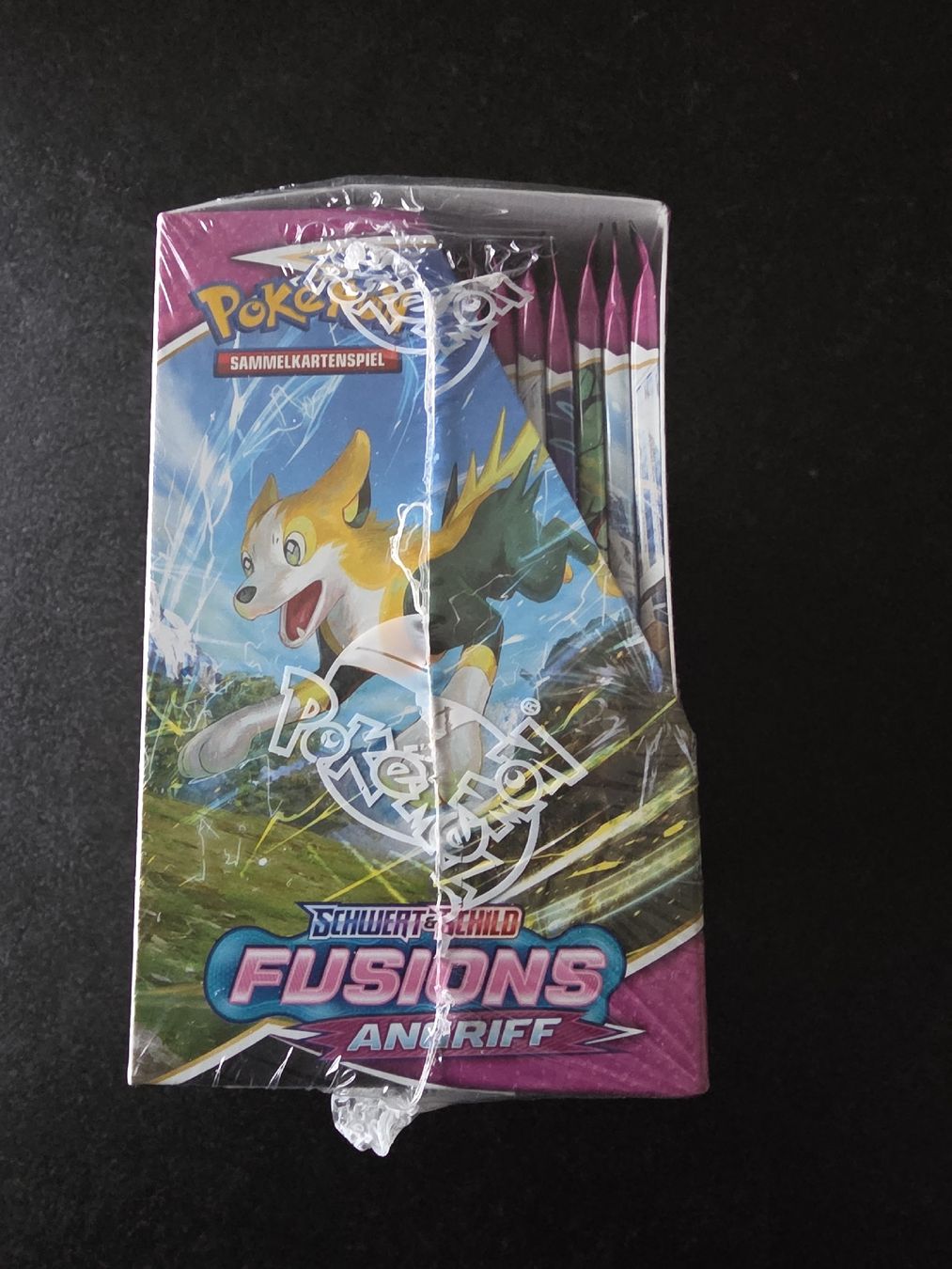Pokémon Carte collezionabili: Schwert & Schild Fusionsangriff Display – Nuovo e nell'imballaggio originale da Wetzikon ZH venduto da BootsofHort 3