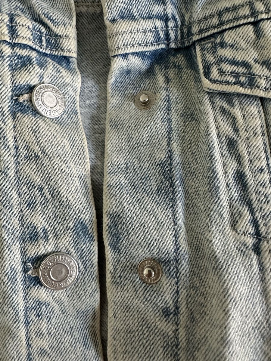 H&M Jacken & Mäntel: H&M Jeansjacke Denim Gr. 110 – Gebraucht aus Dübendorf von nat_h9wg 1