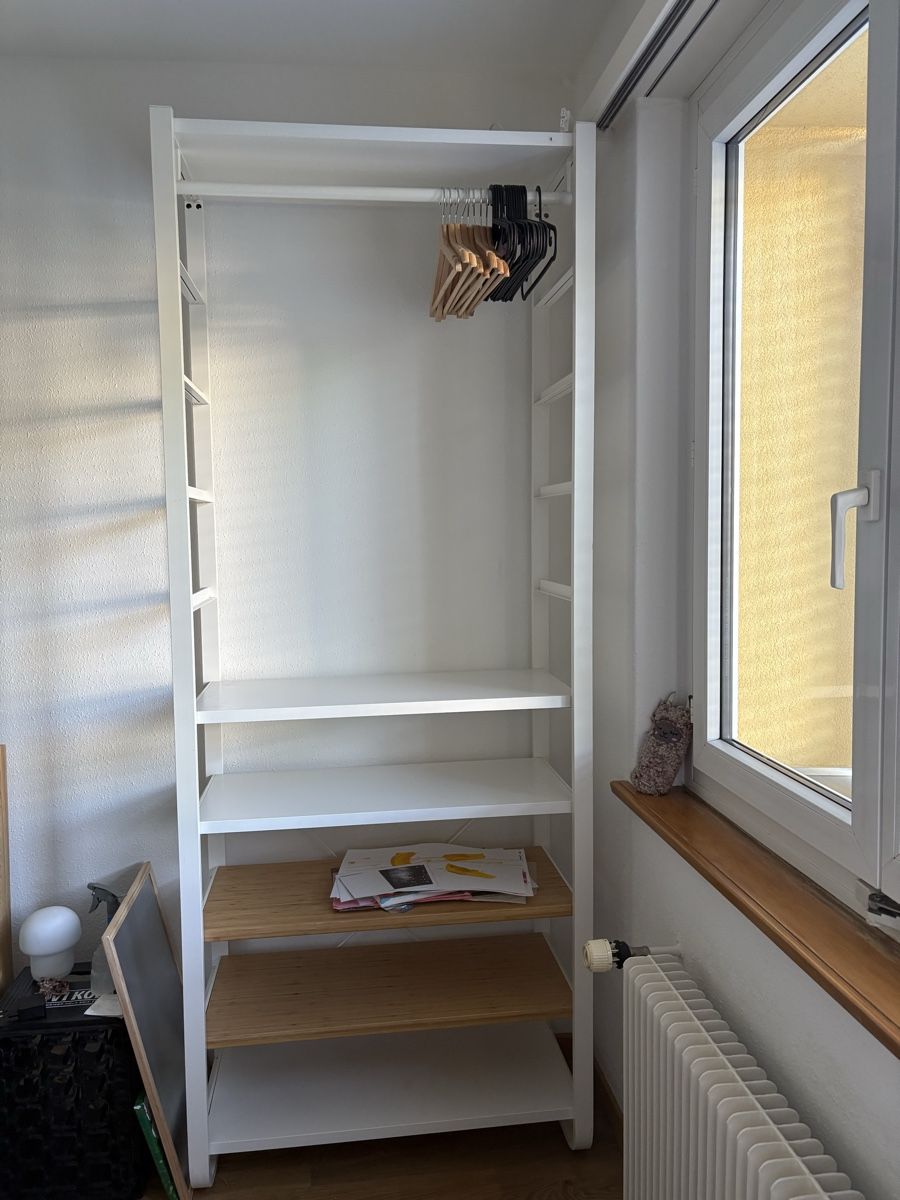 Armadi: Elvarli Kleiderschrank Ikea – Usato da Winterthur venduto da kot_hf5s