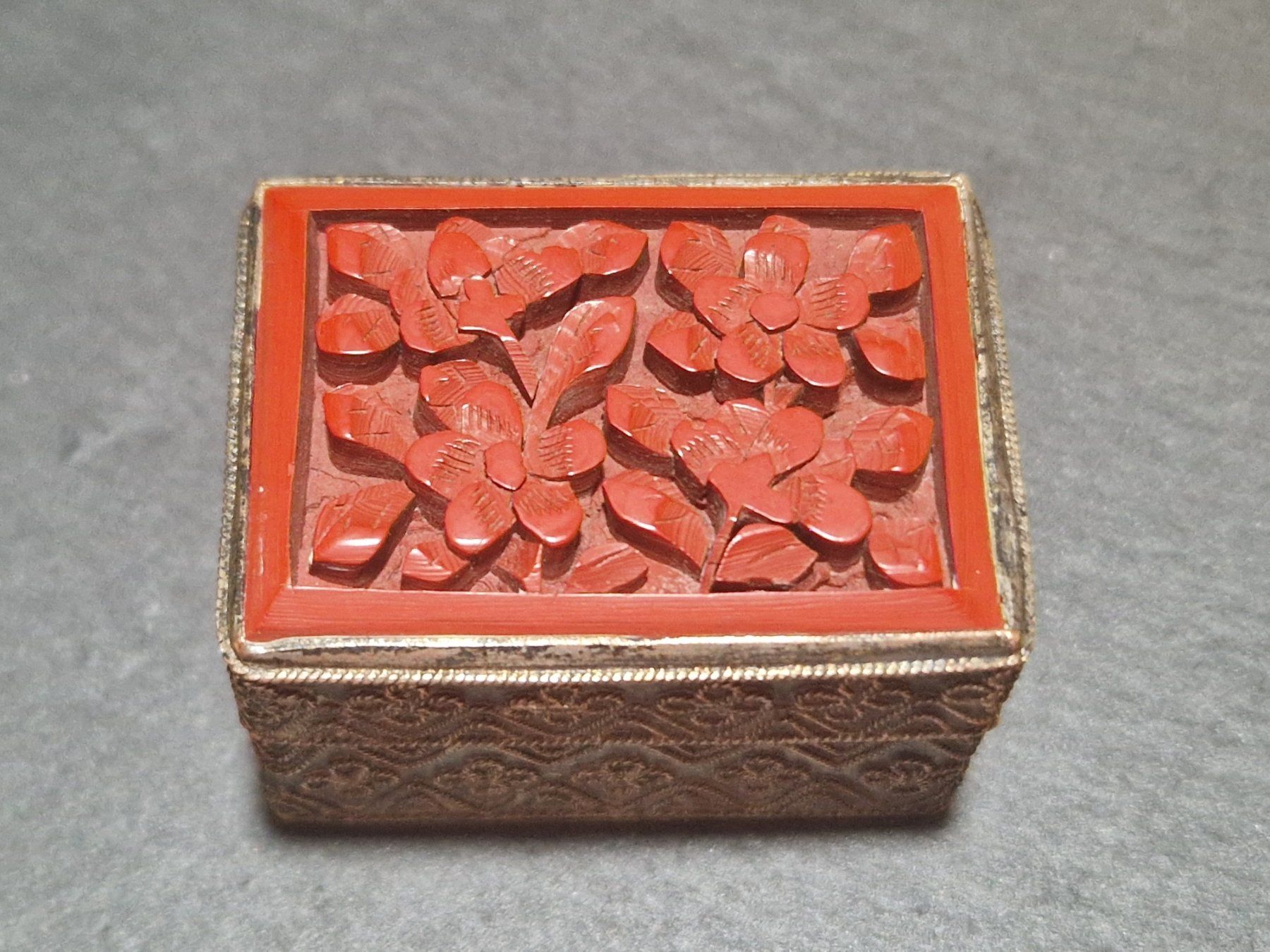 Dosen: Antike chinesische Miniatur-Dose – Gebraucht aus Winterthur von Sadega 1