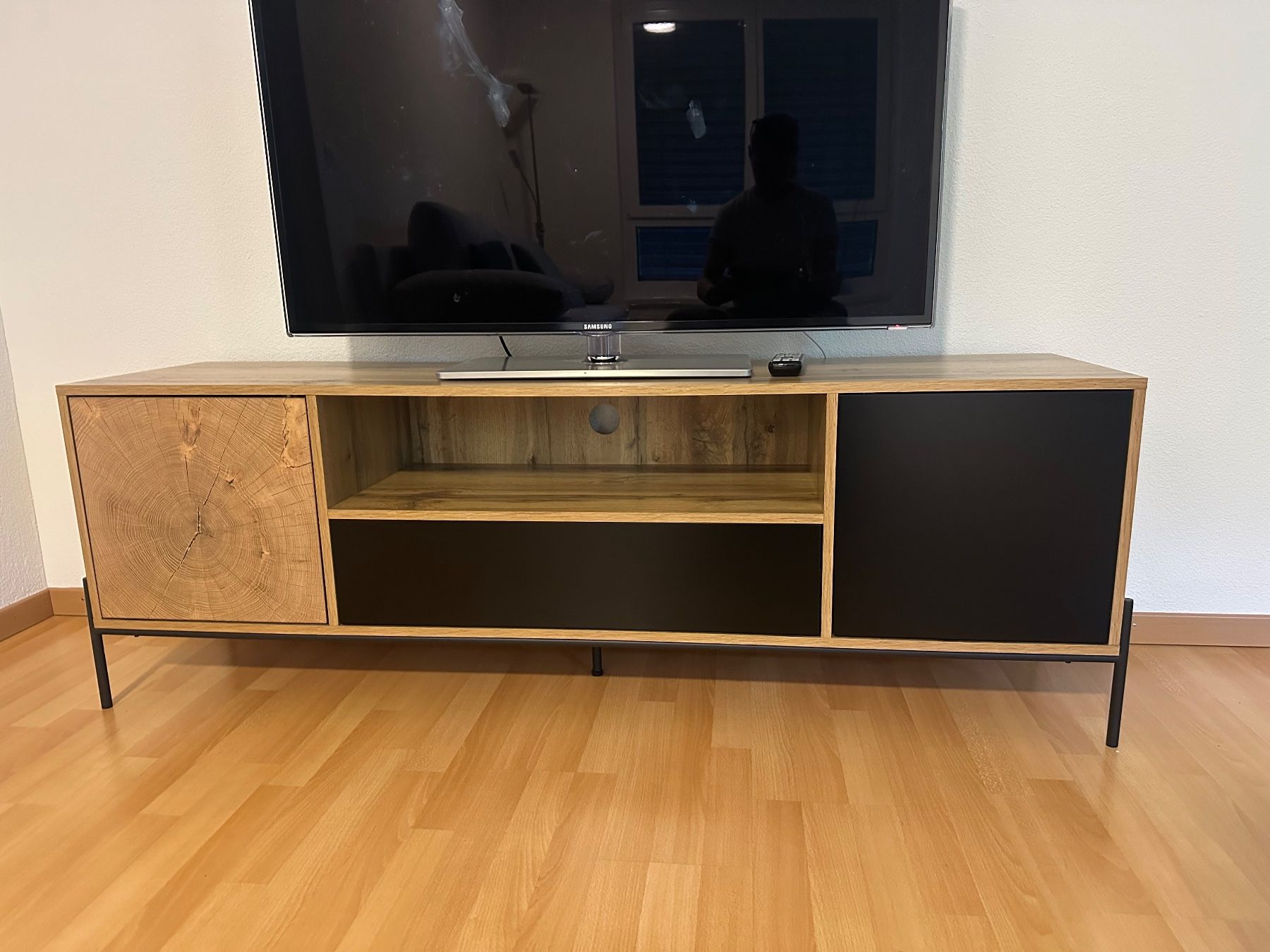 TV Möbel: TV Möbel / Lowboard  – neuwertig – Neu (gemäss Beschreibung) aus Zürich von Twisterli