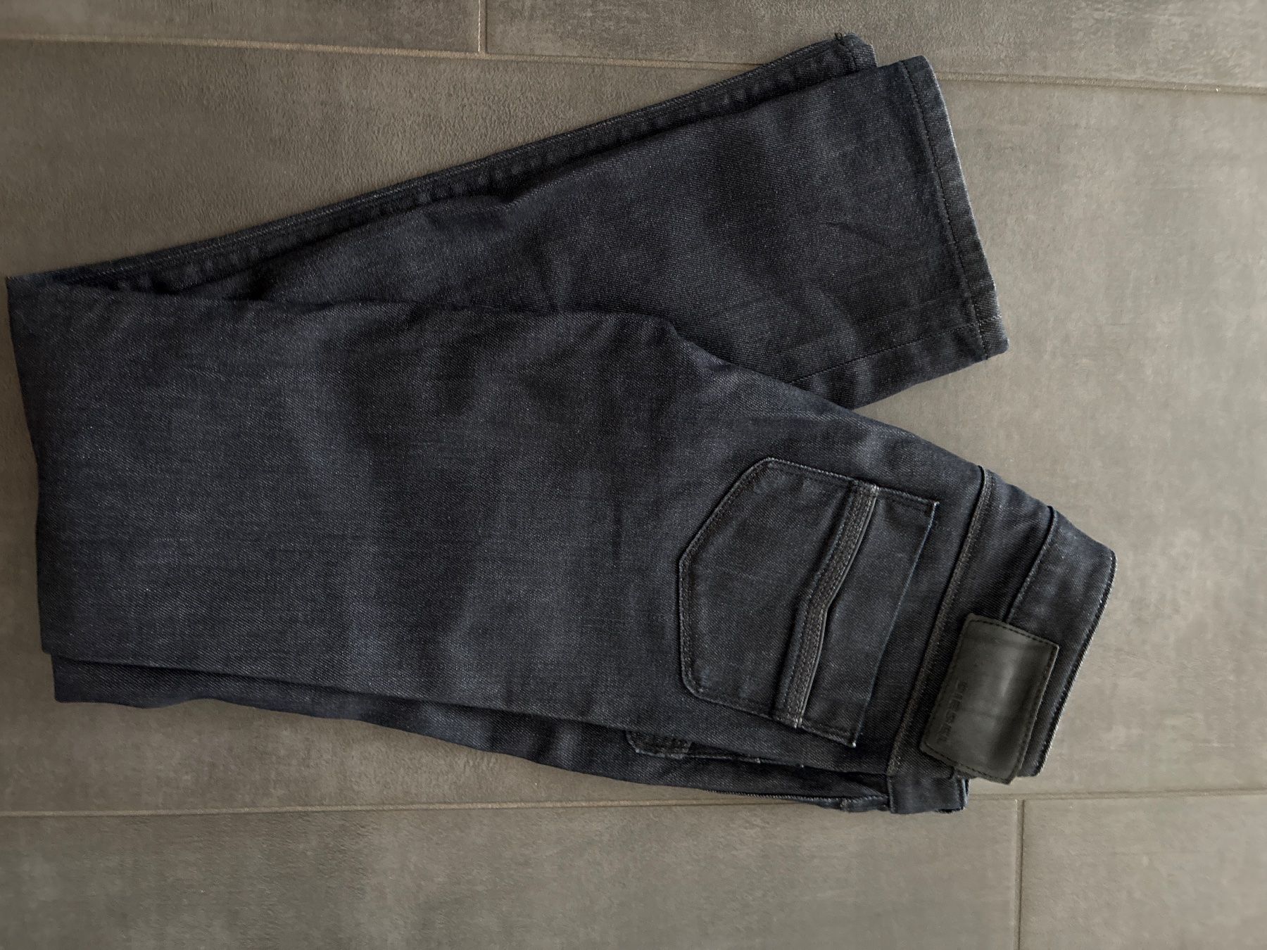 Diesel Jeans: Diesel Wenga Jeans Damen – D'occasion à Diepoldsau par she_bsl2 4